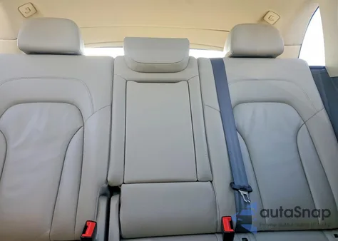 2015 Audi Q5 Premium Plus z USA, uszkodzony, nr VIN WA1LFAFP7FA073045